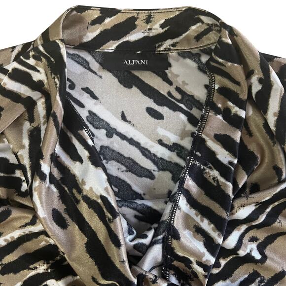 Alfani Sleeveless Cowl Neck Blouse Size 6 Animal Print Beige Black Stretch Knit - Picture 2 of 7